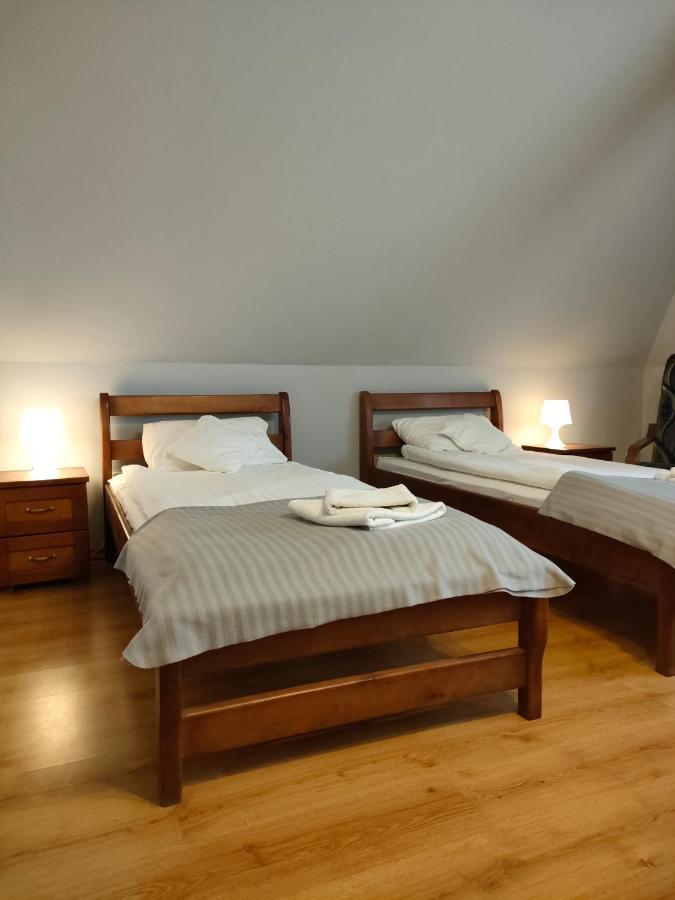 Dworek Zawadzkich Kruszyn  Extérieur photo